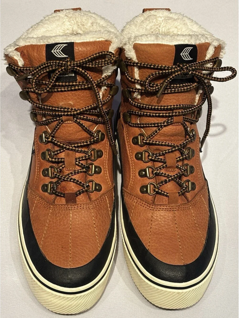 Cariuma Leather Sienna Brown Nubuck GRS-certified shearling Women’s Boot Sz8